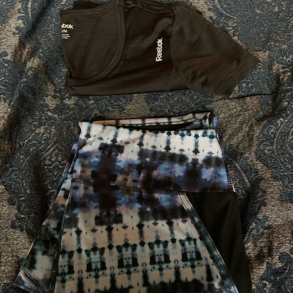 Gray Reebok Workout Top & Leggings Combo